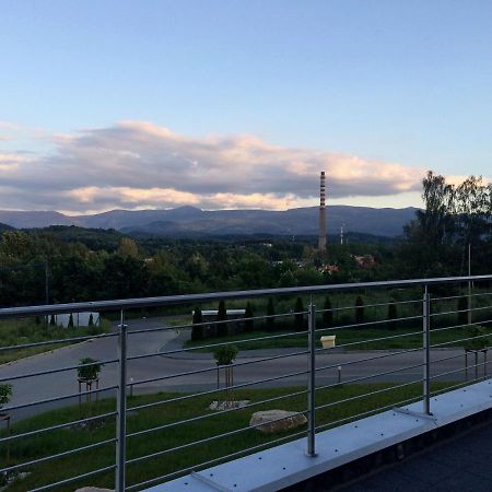 Апартаменти Apartament Happy View Єленя-Ґура Екстер'єр фото